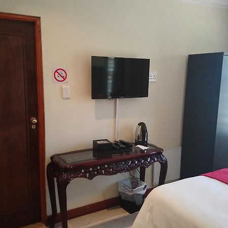 Lily White Guest House Centurion Dış mekan fotoğraf